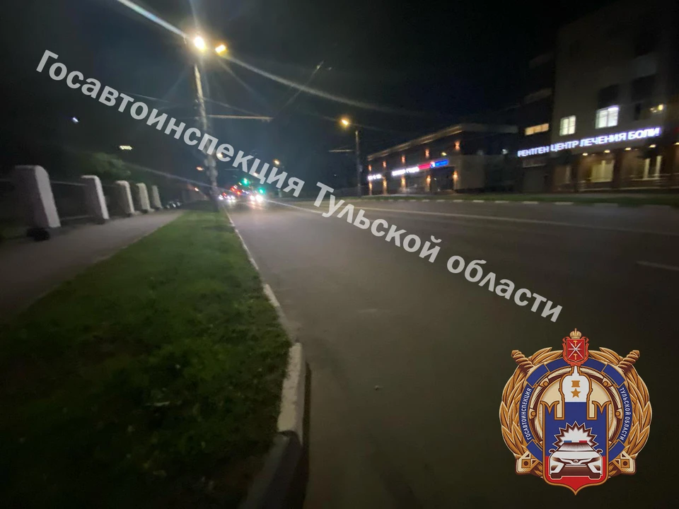 В Туле на улице Болдина автомобиль Hyundai сбил мальчика на велосипеде.