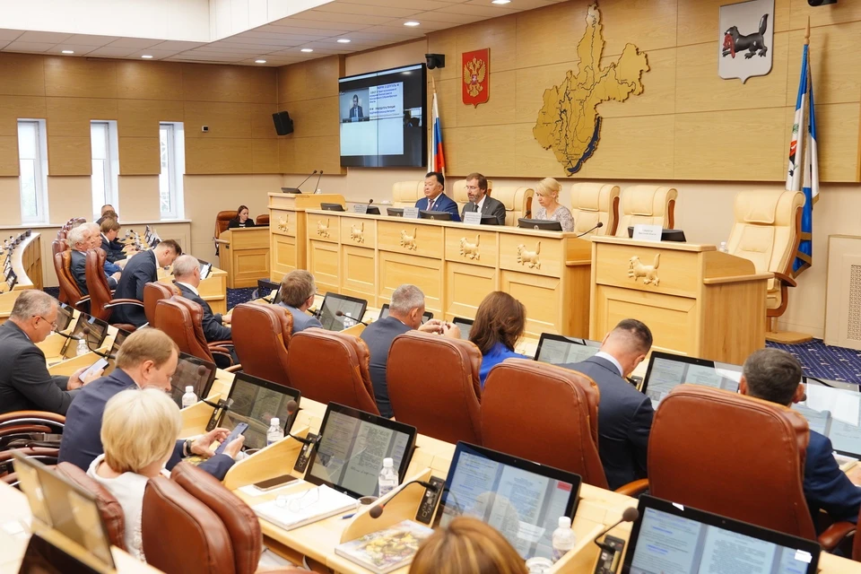 Главной темой нового парламентского сезона в первую очередь станет обсуждение областного бюджета на 2026 год. Фото: Лора Гул