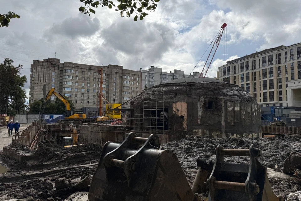 Основные силы сконцентрированы на создании надежного основания для будущего комплекса. Фото: t.me/podzemnik_spb