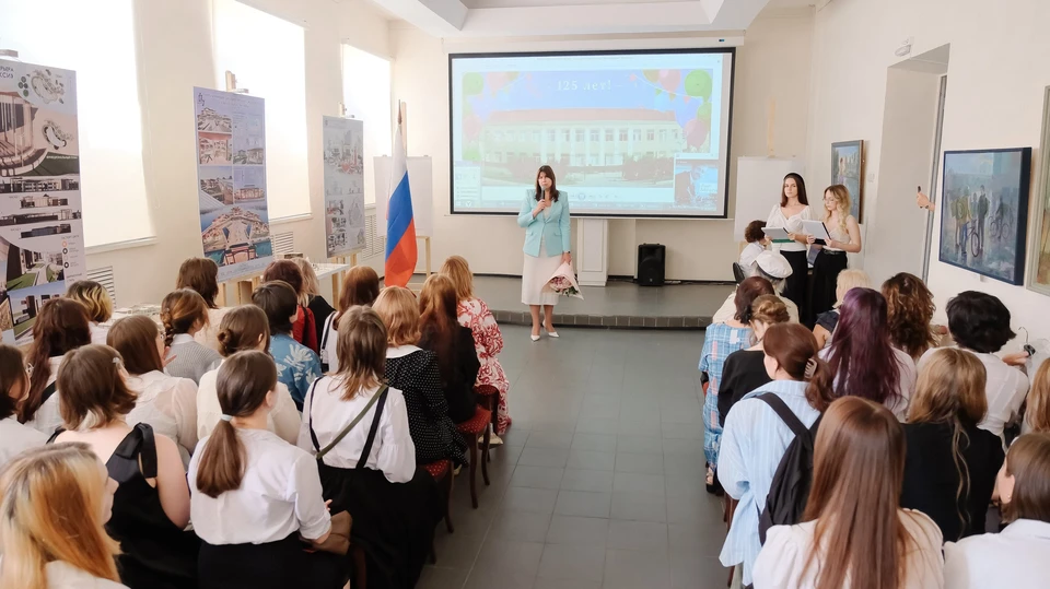 Министр культуры области Ольга Прокофьева лично посетила торжественные линейки