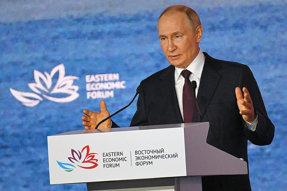 Экономика России должна стать экономикой высоких зарплат, заявил на Восточном экономическом форуме президент России Владимир Путин.