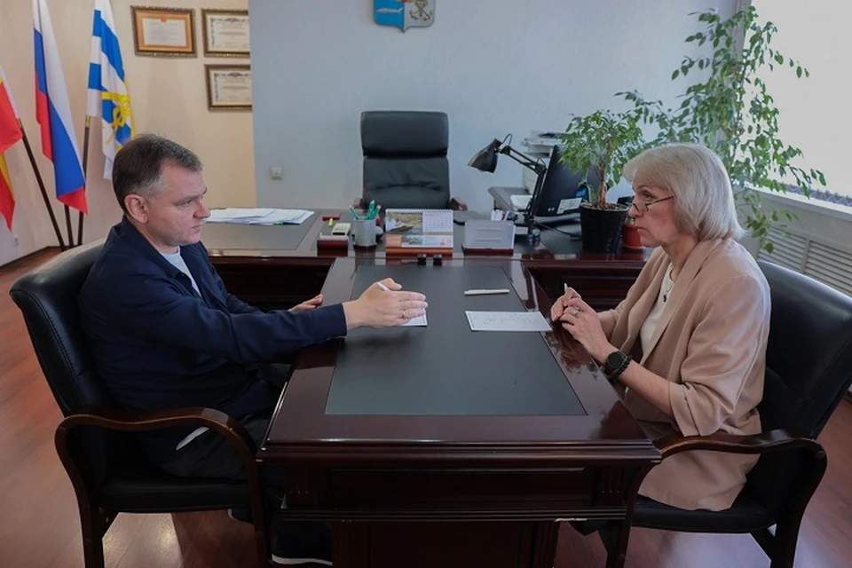 Юрий Слюсарь провел встречу в рамках визита в Таганрог. Фото: сайт правительства Ростовской области