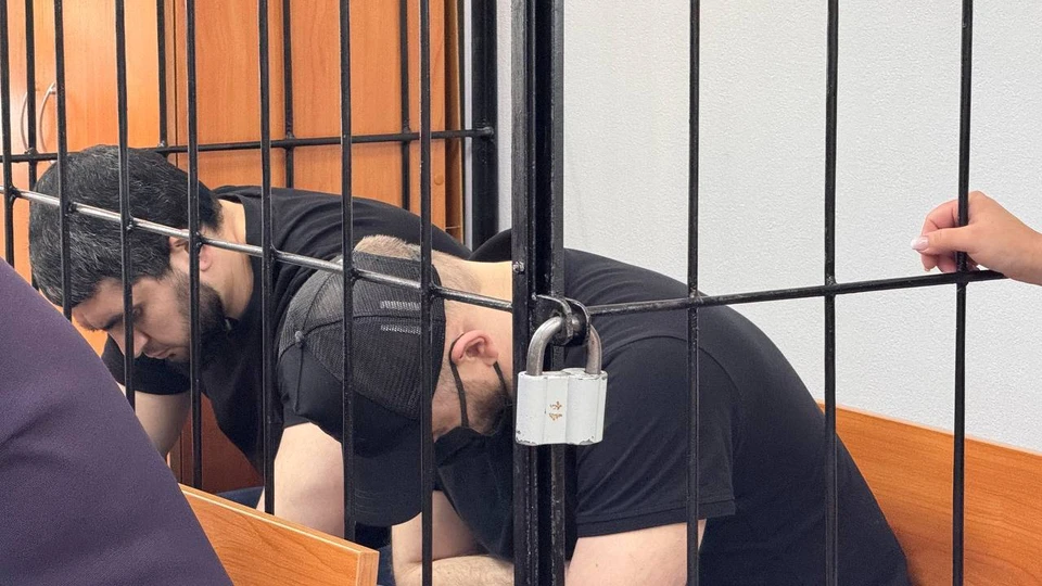 Анар Гусейнов и Артем Айрапетян выступили на суде с последним словом