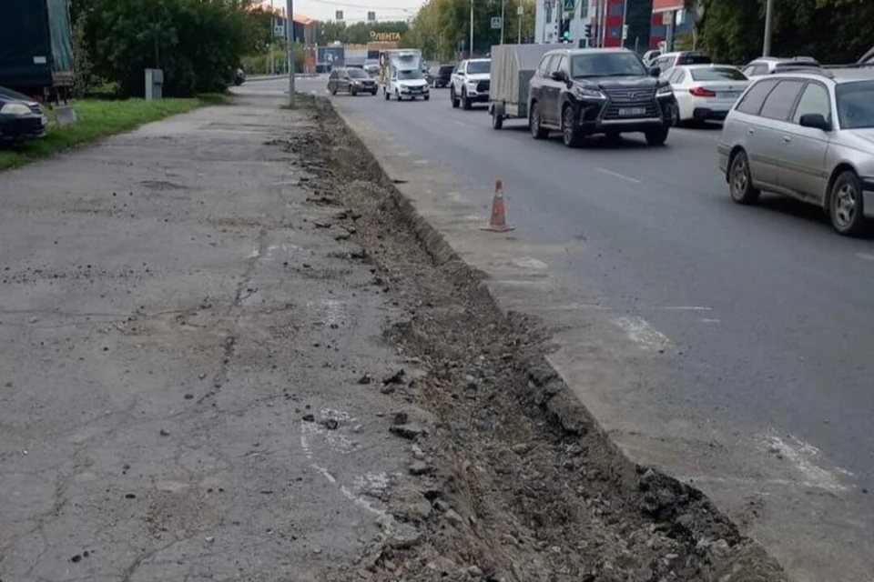 В Новосибирске ремонтируют тротуар на улице Немировича-Данченко. Фото: мэрия Новосибирска