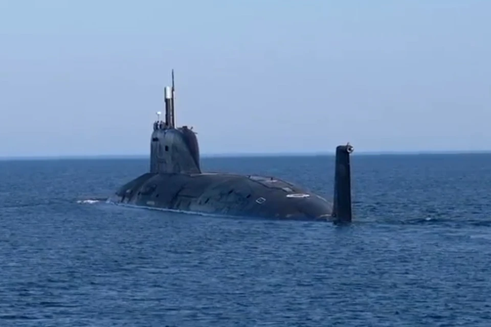По данным объективного контроля ракета поразила морскую мишень прямым попаданием