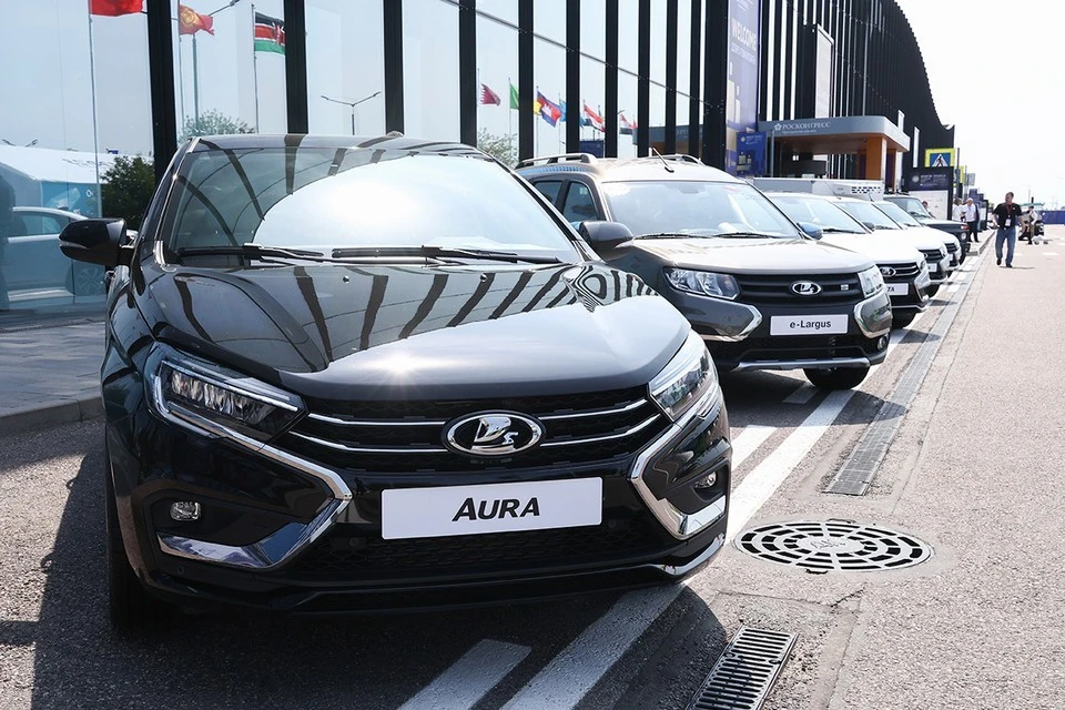 АвтоВАЗ отреагировал на сообщения о прекращении сборки Lada Aura. Фото: Валерий Шарифулин/ТАСС