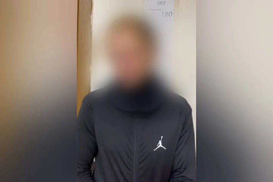 Полицейские в течение нескольких часов установили личность подозреваемого.