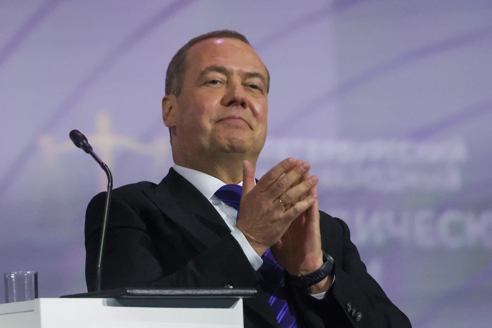 Заместитель председателя Совбеза РФ Дмитрий Медведев