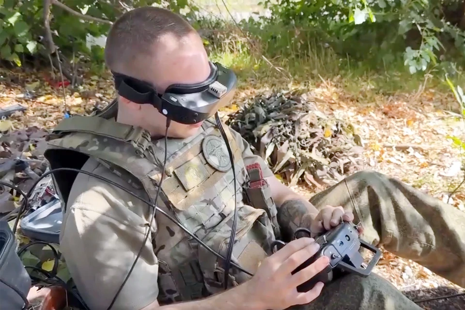 Боевая работа расчетов ударных FPV-дронов