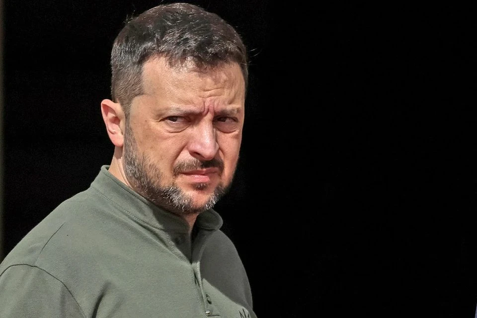 Зеленский собрался проводить выборы, но при одном условии: Киев начал старую песню