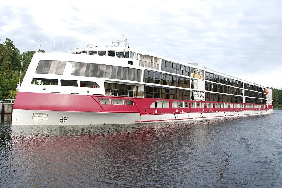 AK: Египтянин сдвинул зубами 700-тонное судно и попал в Книгу рекордов Гиннесса