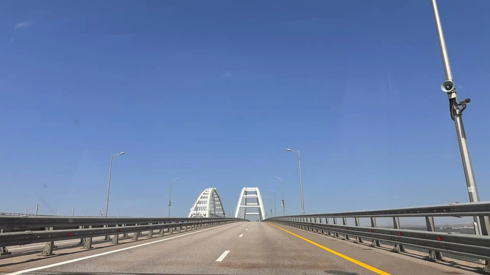 Движение авто по Крымскому мосту возобновилось 28 сентября