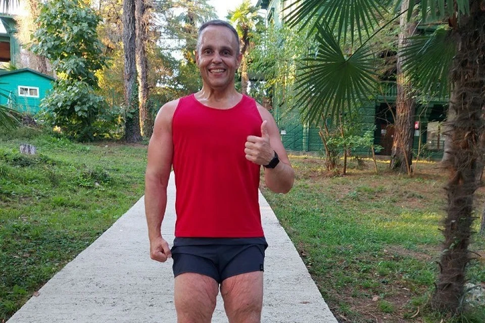 Александр стал героем соцсетей после похудения. Фото: личный архив