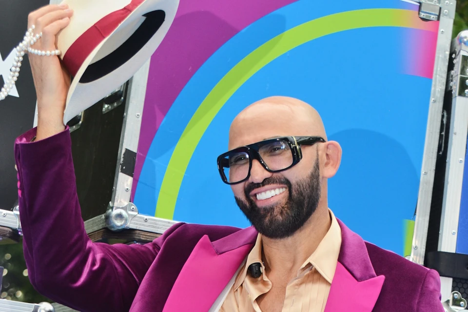 Ростовский блогер решил извлечь выгоду из своей знаменитой улыбки.