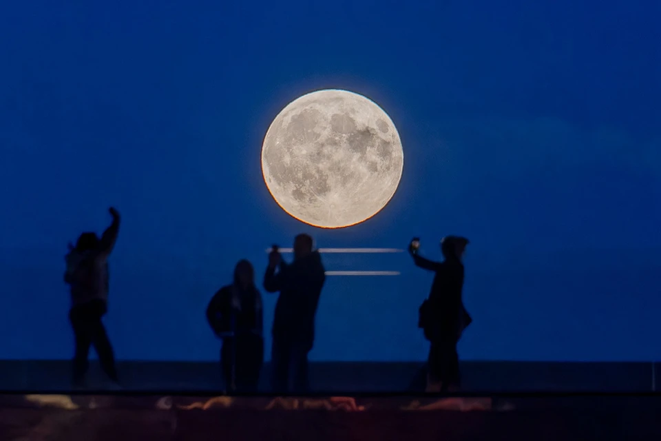 7 октября будет первое суперлуние 2025 года