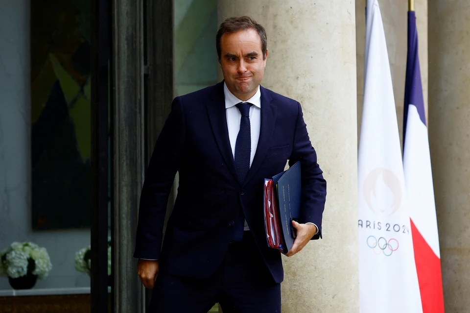 FT: Лекорню предложил остановить пенсионную реформу Макрона