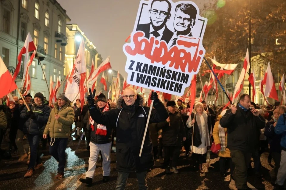 В Варшаве прошли митинги против мигрантов и за отставку премьер-министра Туска