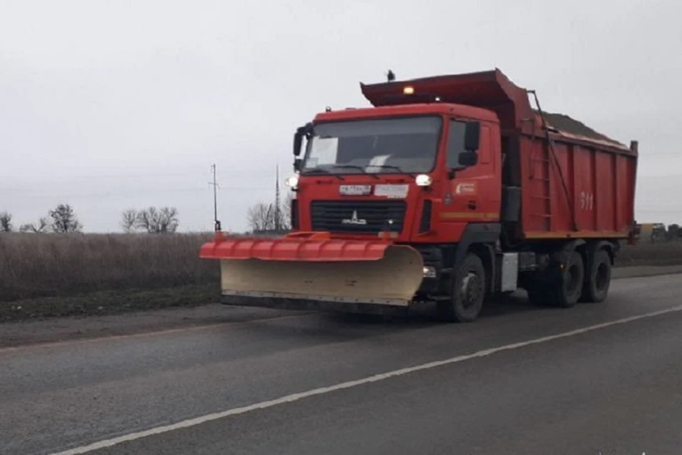 В Республике обеспечат безопасность водителей и пешеходов в зимний период. Фото: Минтранс ДНР
