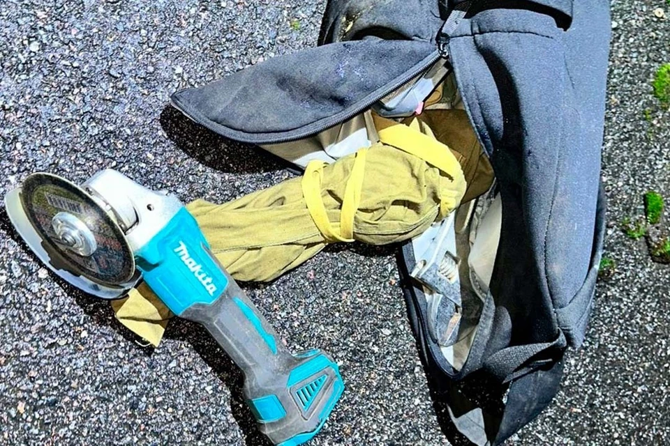 В рюкзаке нашли веревки и различные инструменты. Фото: Росгвардия по Петербургу и Ленобласти