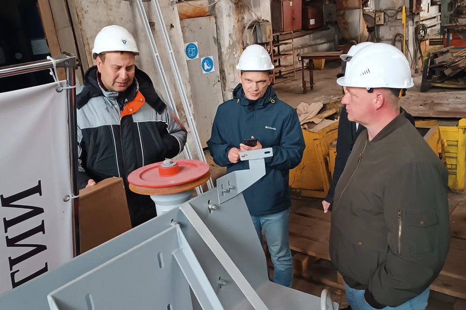 Для гостей из Челябинска провели экскурсию по промплощадке Кыштымского машзавода