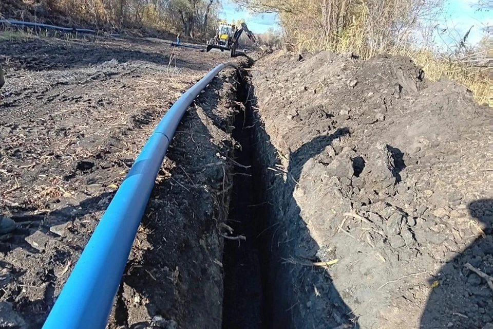 На сегодняшний день проложили четыре километра трубопровода. Фото: сайт правительства Ростовской области