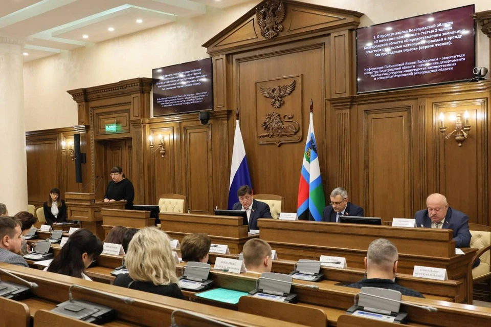 Фото – архив пресс-службы Белгородской облдумы.