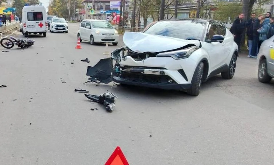 Пассажир мотоцикла получил серьезные травмы. Фото: https://t.me/prim_police