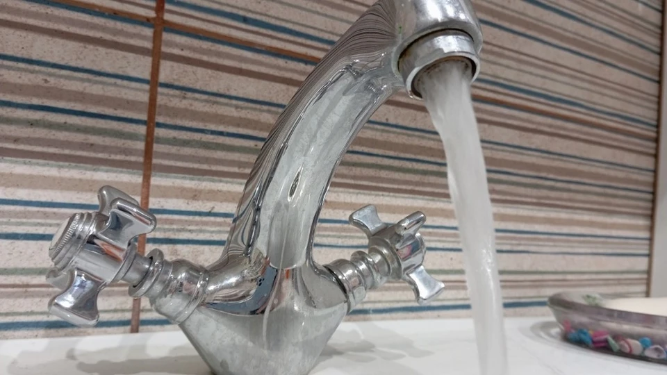 Холодная вода вернулась в дома ахтубинцев