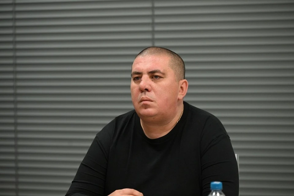 Новым директором Единого фонда по управлению МКД в ДНР стал Евгений Смирнов. Фото: ТГ/Пушилин