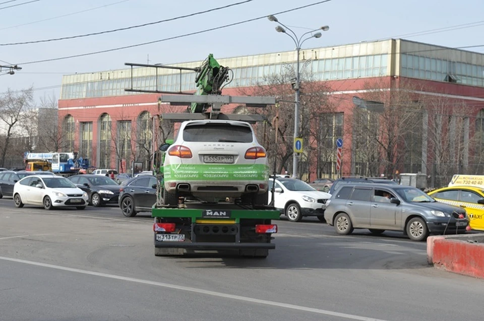 Гаишники присваивали красивые номера