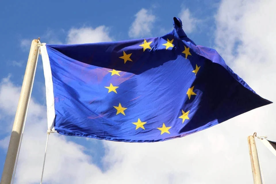 Новый пакет санкций ЕС лишь приблизит выгодную для РФ сделку по Украине