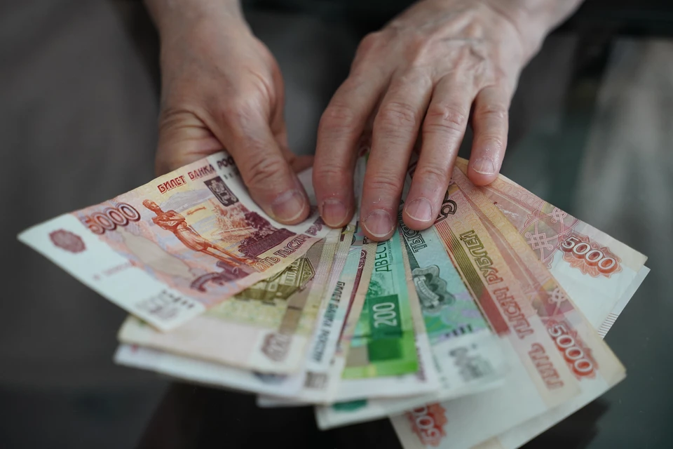 Рассказываем, кому и когда ждать перечислений