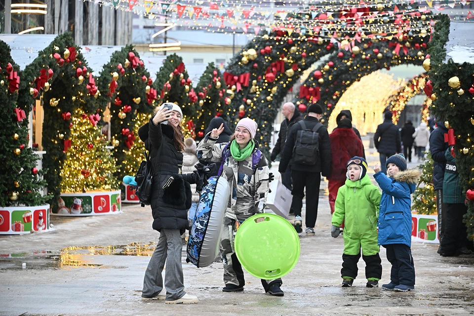 Россиян ждут рекордно длинные новогодние каникулы – целых 12 дней.