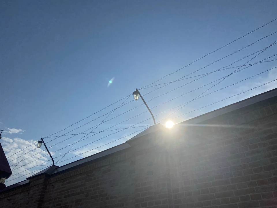 Водителя без прав обвиняют в смерти пассажира в страшном ДТП под Тобольском.