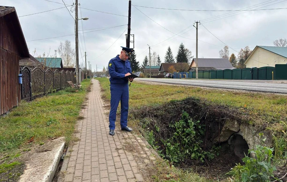 Прокуратура заставила подрядчика восстановить водоотведение.