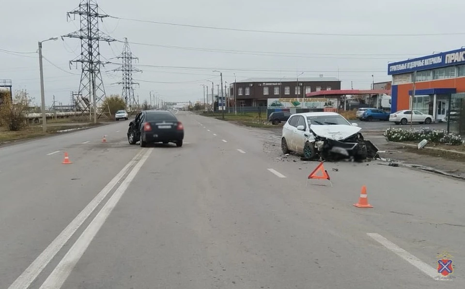 В ДТП пострадали люди.