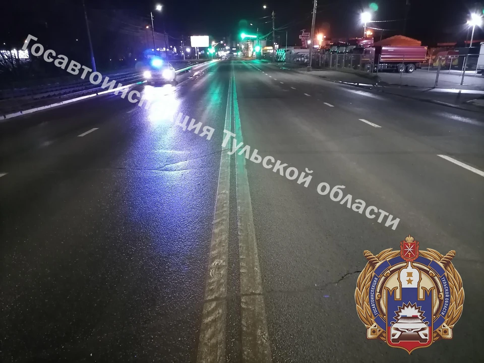 Водителя автомобиля Lada госпитализировали в больницу после массового ДТП на Павшинском мосту в Туле.
