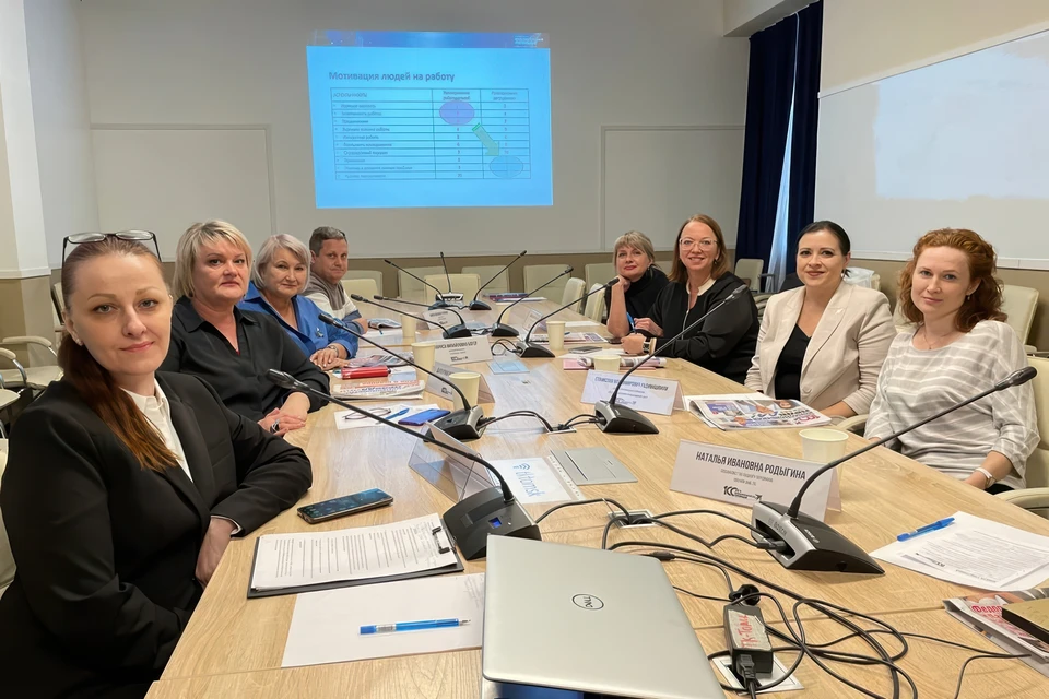 За круглым столом собрались представители ведущих компаний Томска.