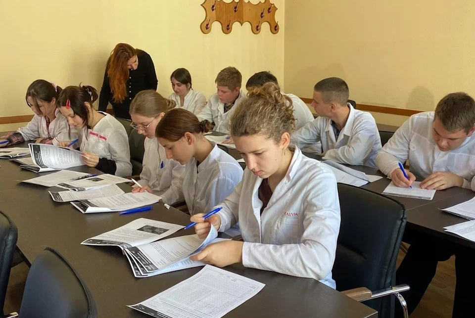 Участники ответили на тест из 25 заданий Фото: ЕР