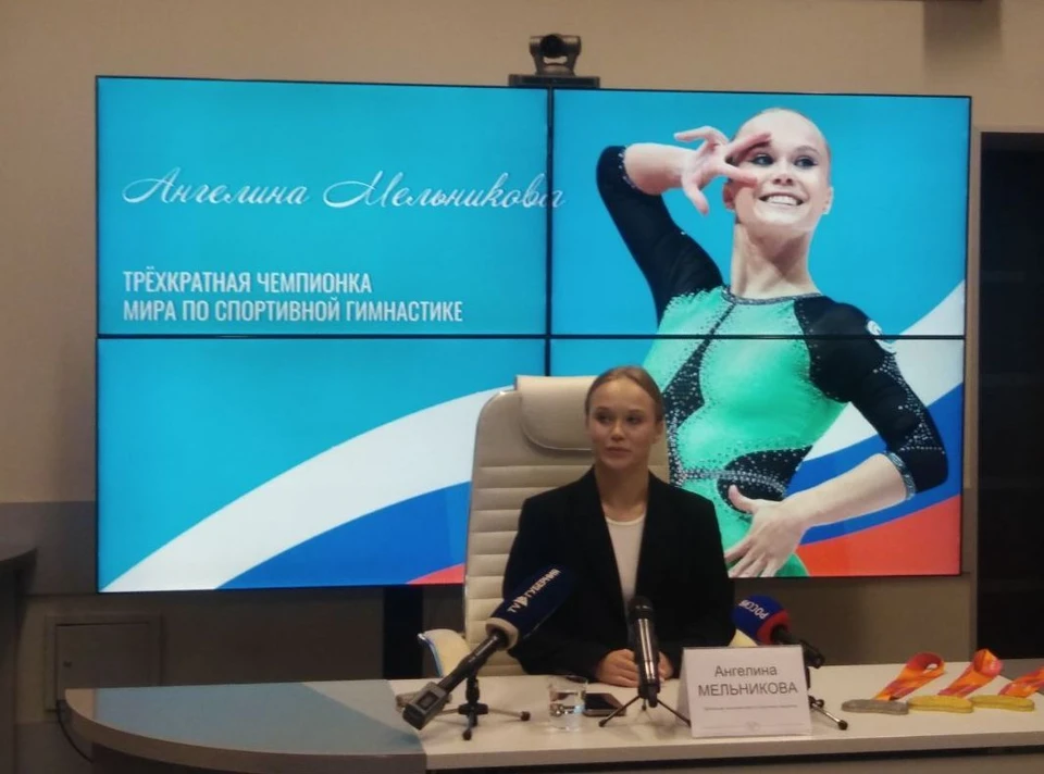 Ангелина в отличной спортивной форме и отличном настроении