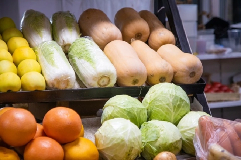 Наибольшим спросом у горожан пользовались мясо и овощи, включая картофель.