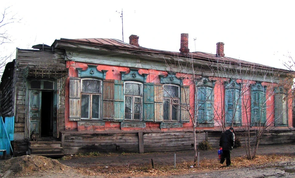 Так выглядел дом, пока не превратился в руины. Фото: Кирилл Демьянов