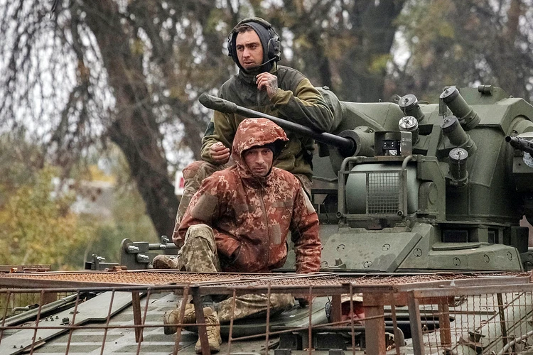 Почему Зеленский гонит ВСУ на убой в котлы под Покровском: Одна подлая цель