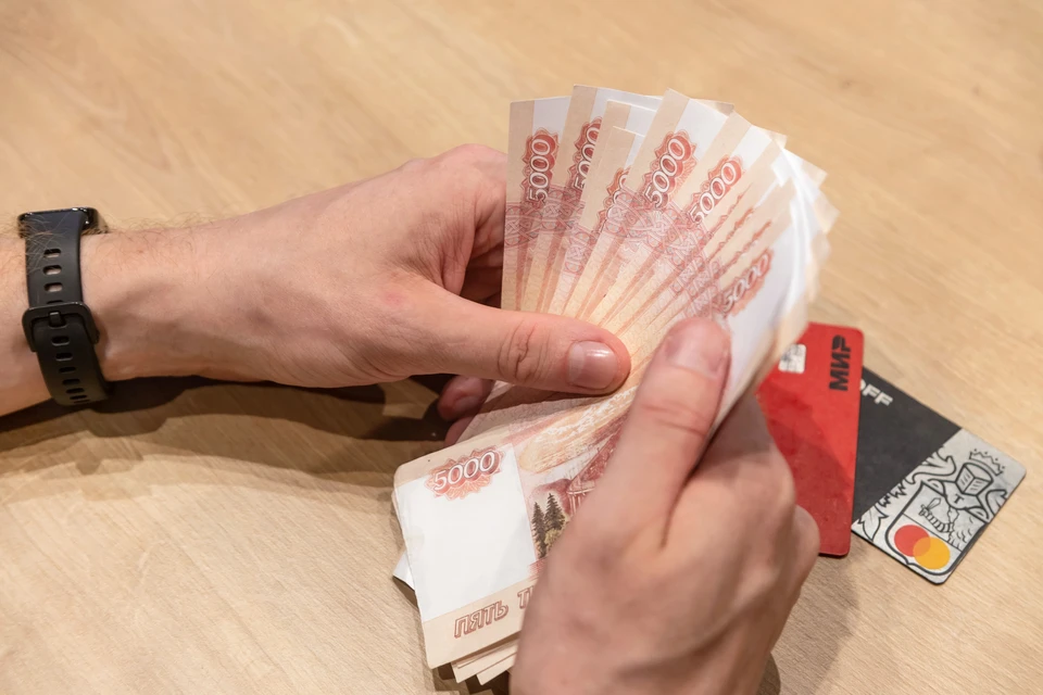 В России вслед за прожиточным минимумом вырастут социальные выплаты.