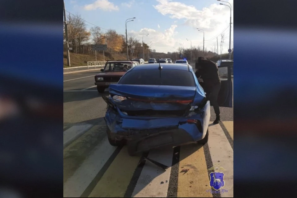 Автомобили столкнулись в Кировском районе.