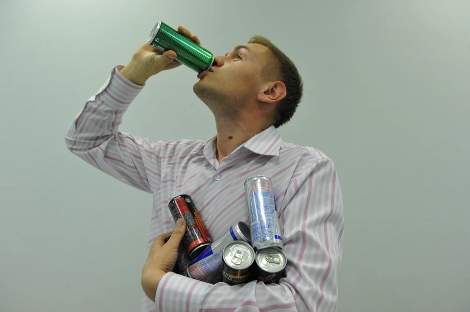 Продажа энергетиков несовершеннолетним влечет наложение крупных штрафов.