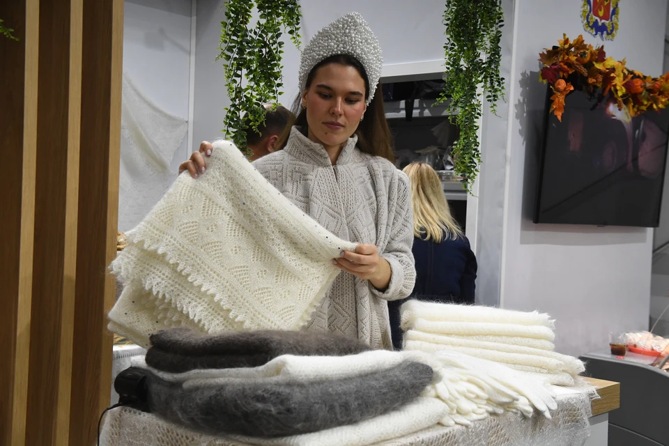 Настоящий пуховый платок - настоящее произведение вязального искусства