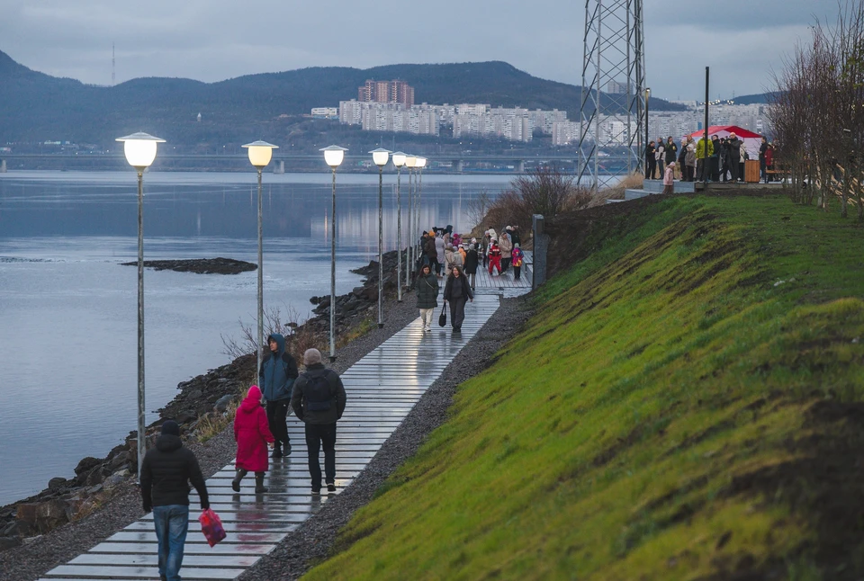 На церемонии открытия побывал губернатор Мурманской области Андрей Чибис, поздравив северян с праздником. Фото: Правительство Мурманской области
