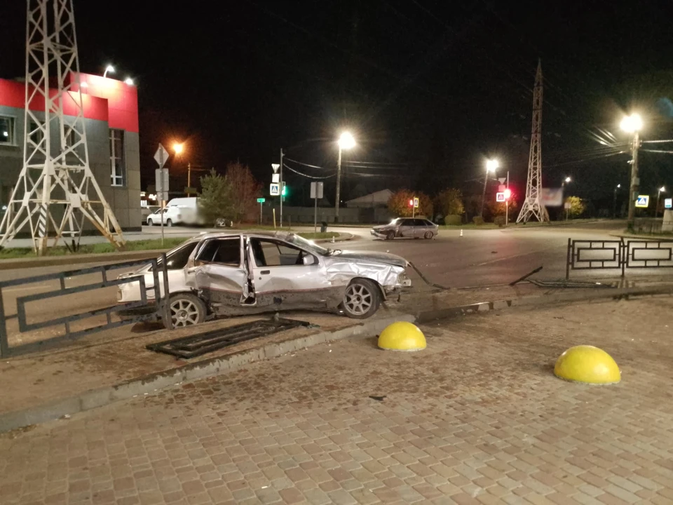 В аварии пострадал водитель