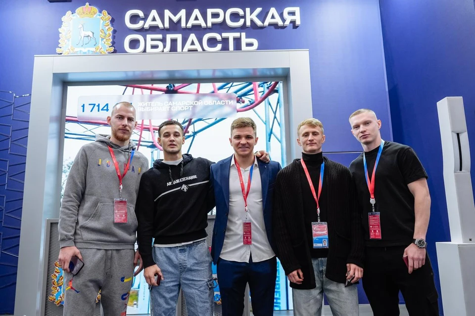 Награды спортсменам вручили на спортивном форуме. Фото: ПФК "Крылья Советов"